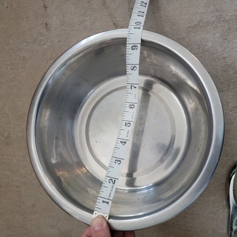 Small Dog Supplies: E-Collar, Nail Clipper, 2 Pet Dishes